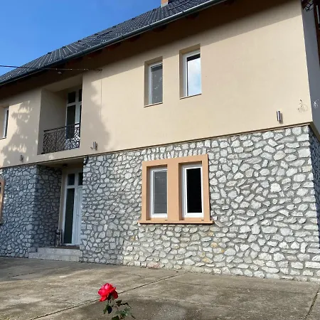 Relax Hétvégi ház